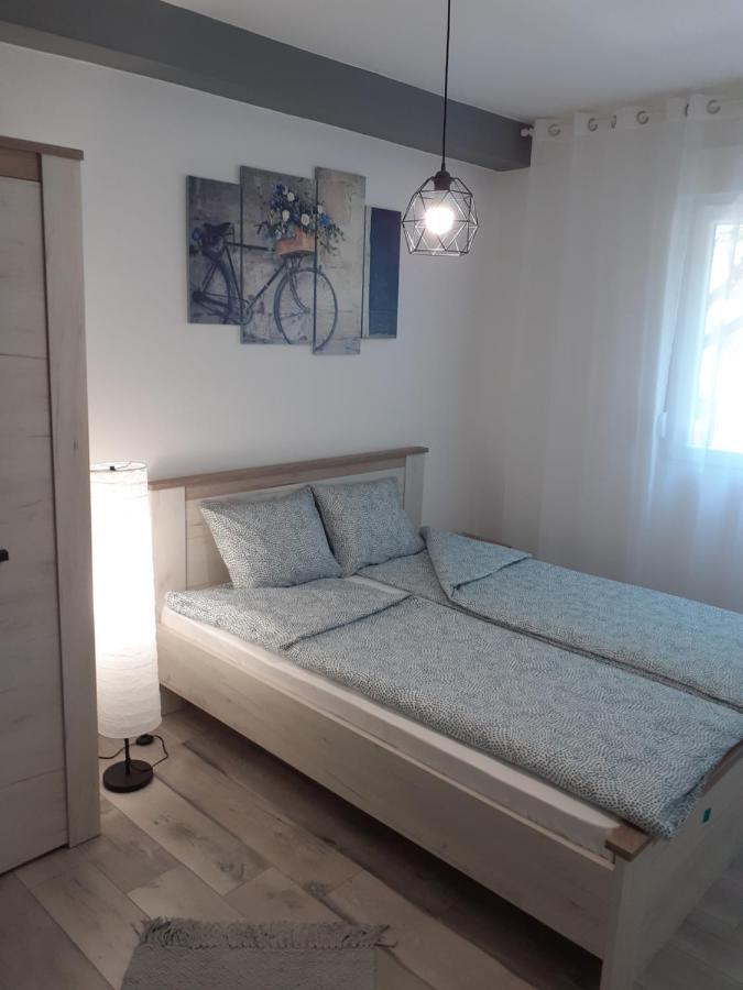Apartman Petres Sombor Eksteriør bilde