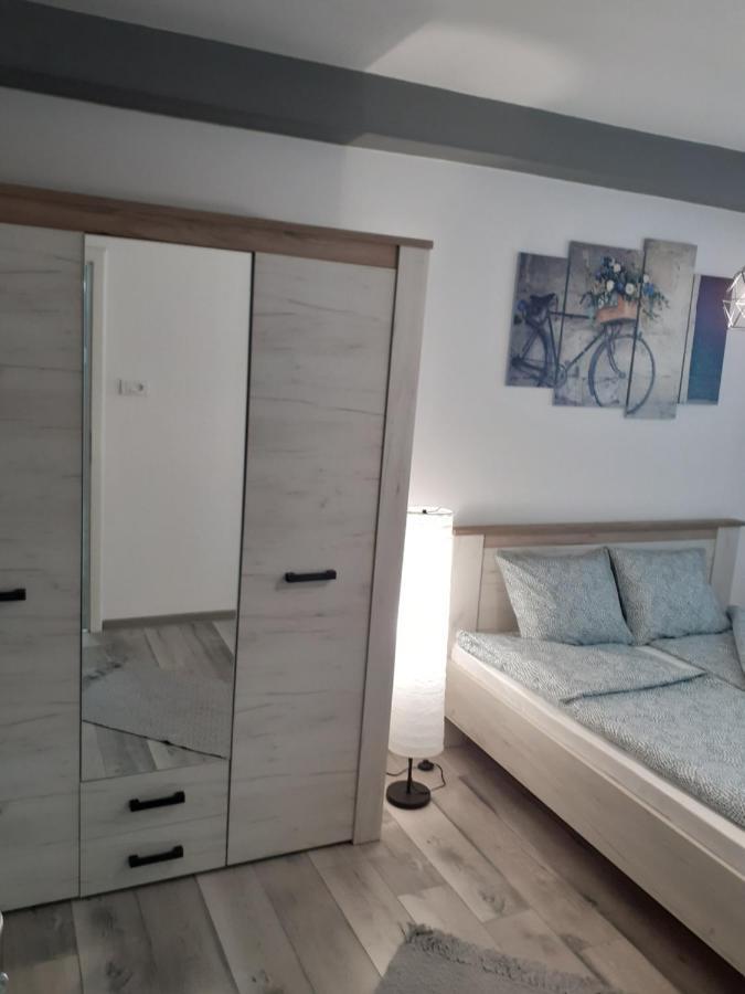 Apartman Petres Sombor Eksteriør bilde