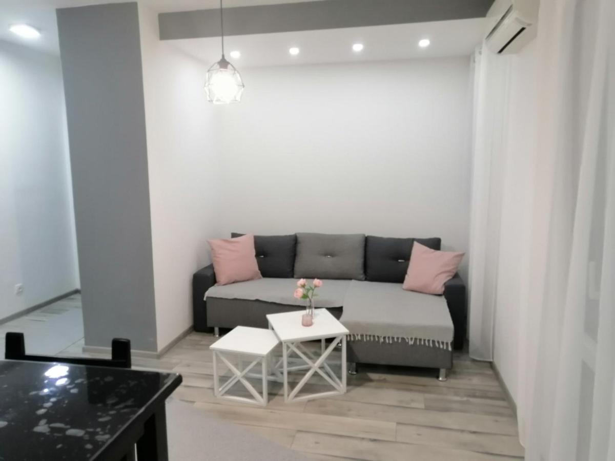Apartman Petres Sombor Eksteriør bilde