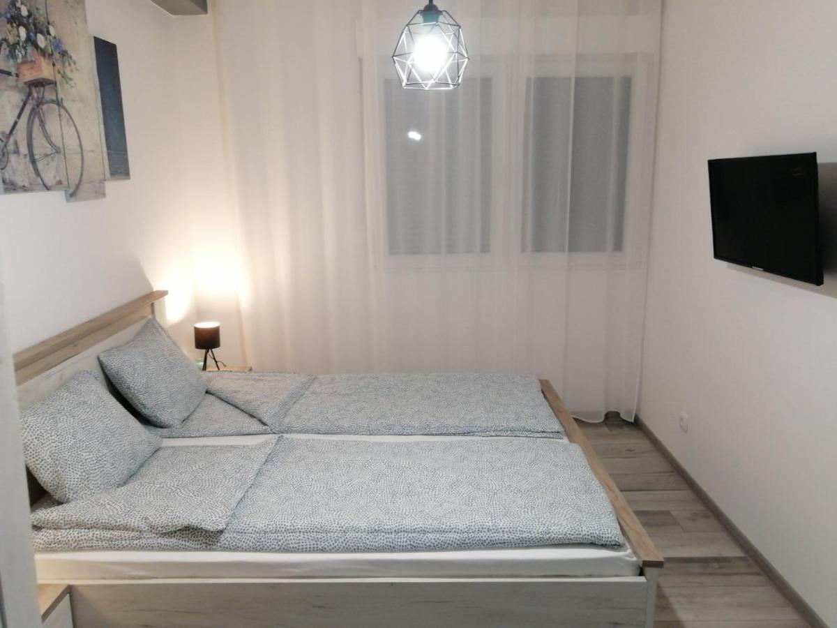 Apartman Petres Sombor Eksteriør bilde