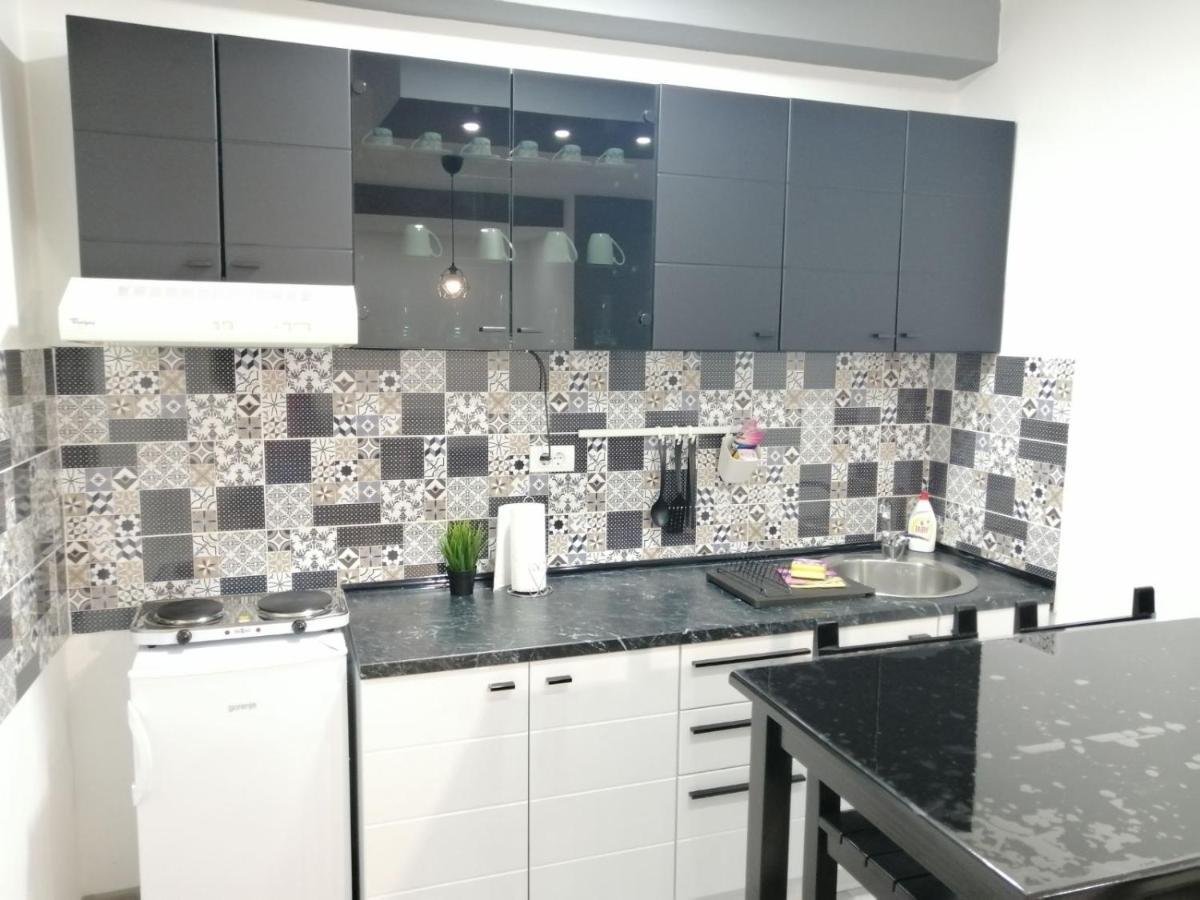 Apartman Petres Sombor Eksteriør bilde