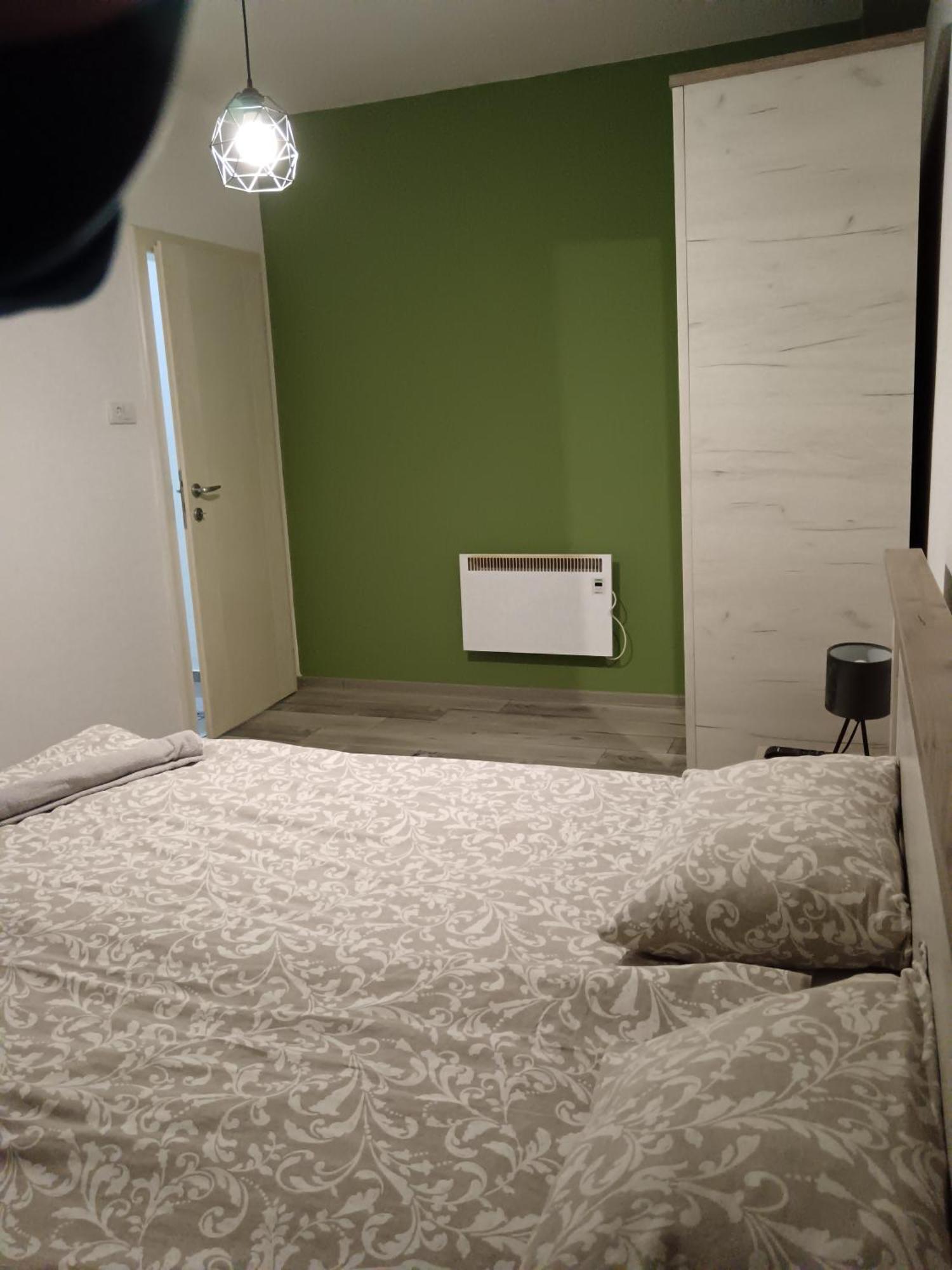 Apartman Petres Sombor Eksteriør bilde